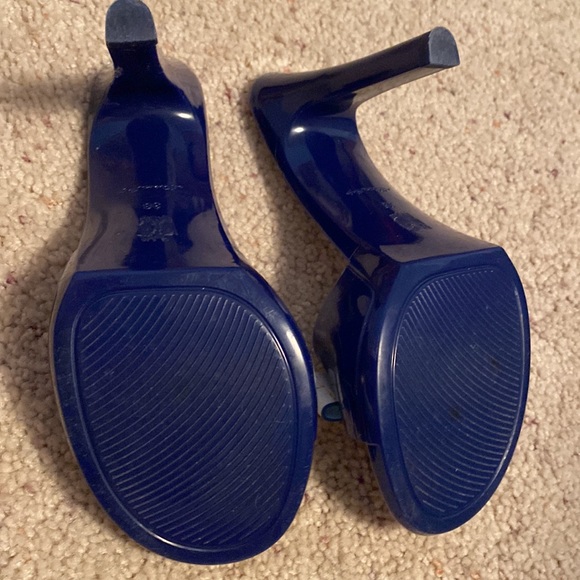 Stuart Weitzman Heels - Picture 9 of 9